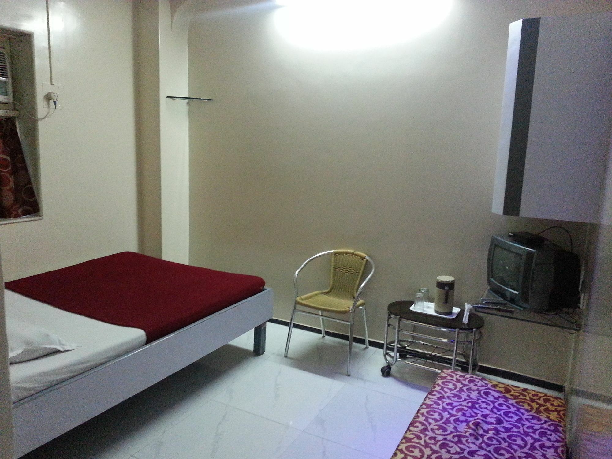 New Metro Guest House Mumbai Eksteriør bilde